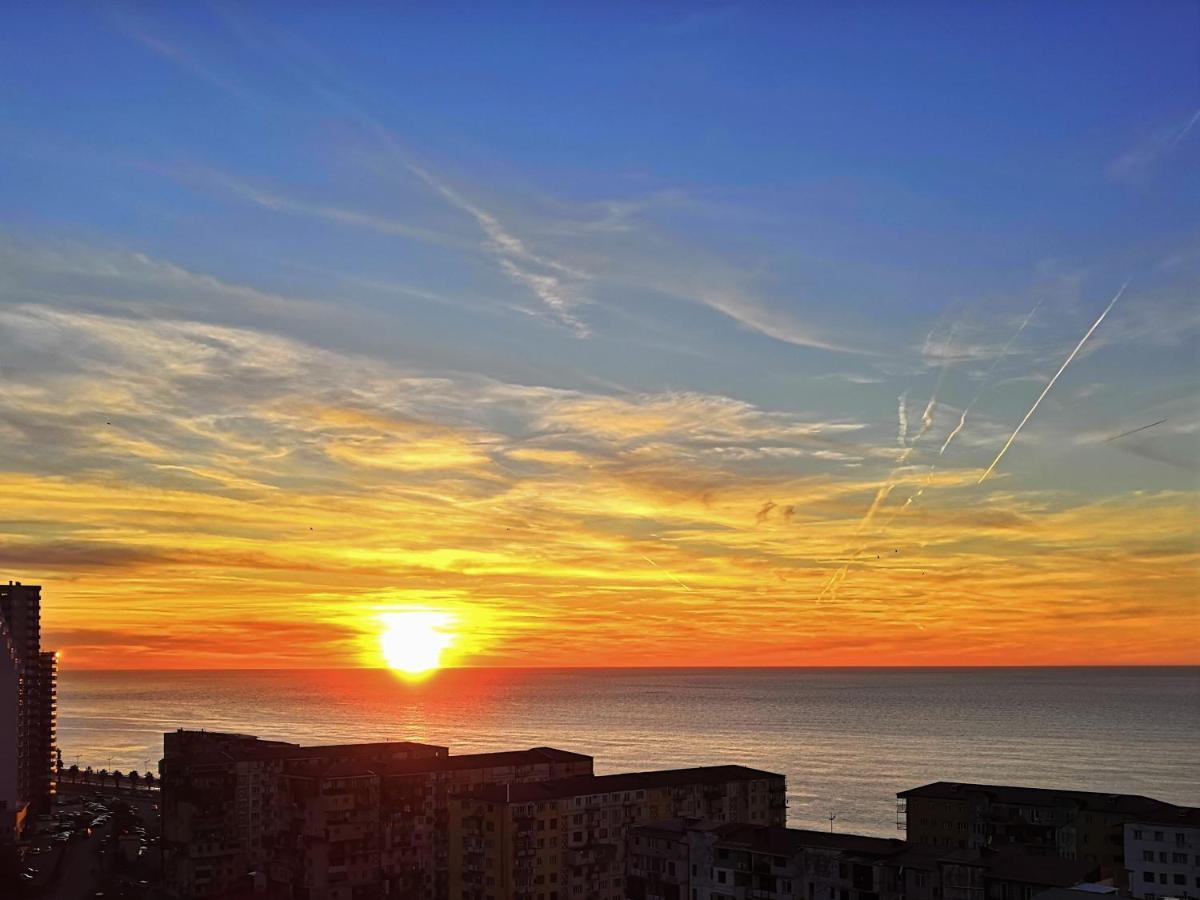 Уютная квартира с видом на море, горы и закаты Батумі Екстер'єр фото